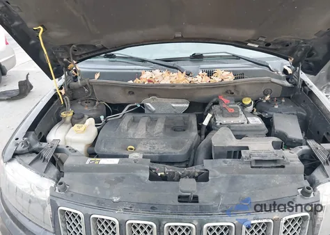 2014 Jeep Compass Latitude z USA, uszkodzony, nr VIN 1C4NJDEB2ED858817